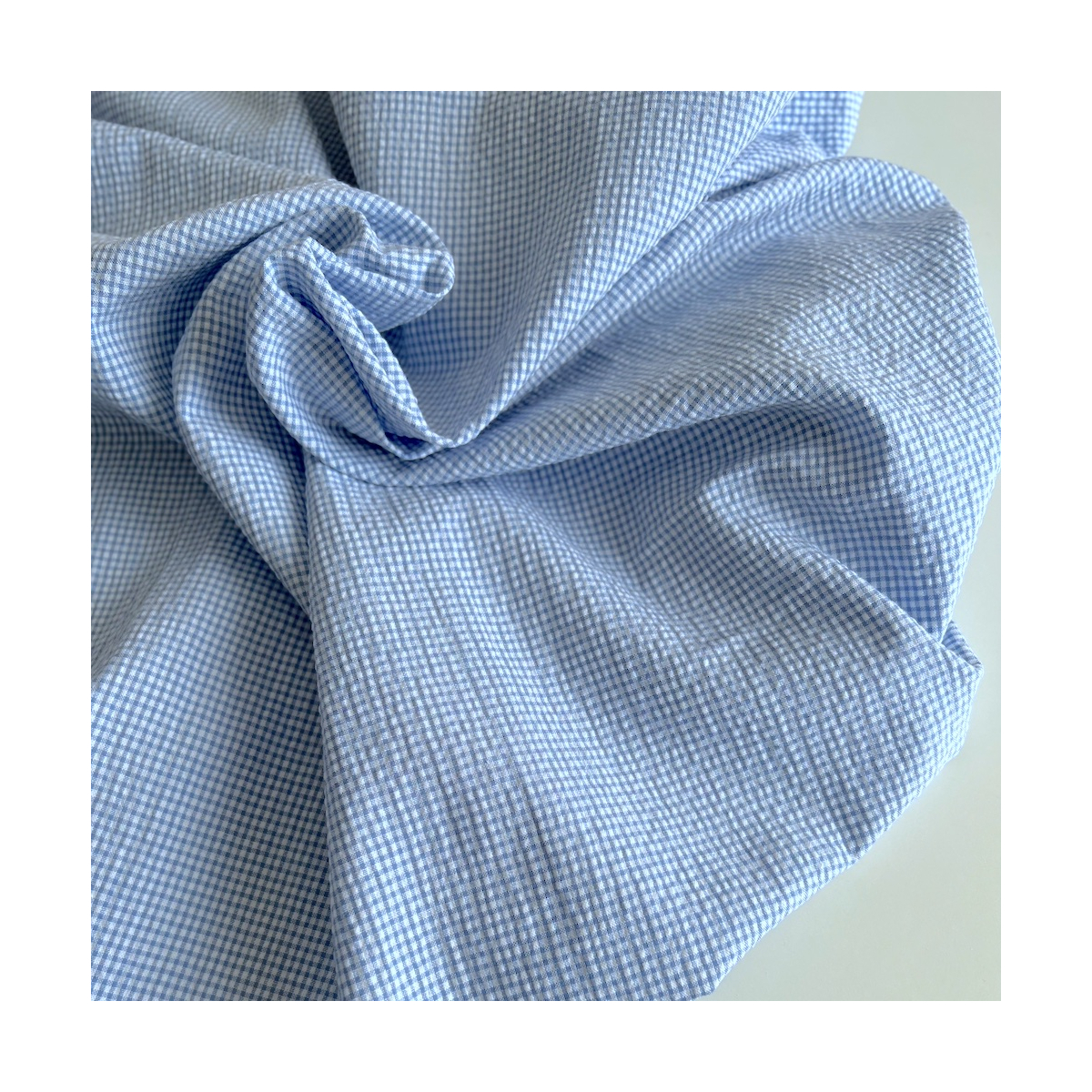 Seersucker / Coton gaufré vichy mini bleu lavande / blanc Batikou - 1 Seersucker / Coton gaufré vichy mini bleu lavande / blanc Batikou - 1