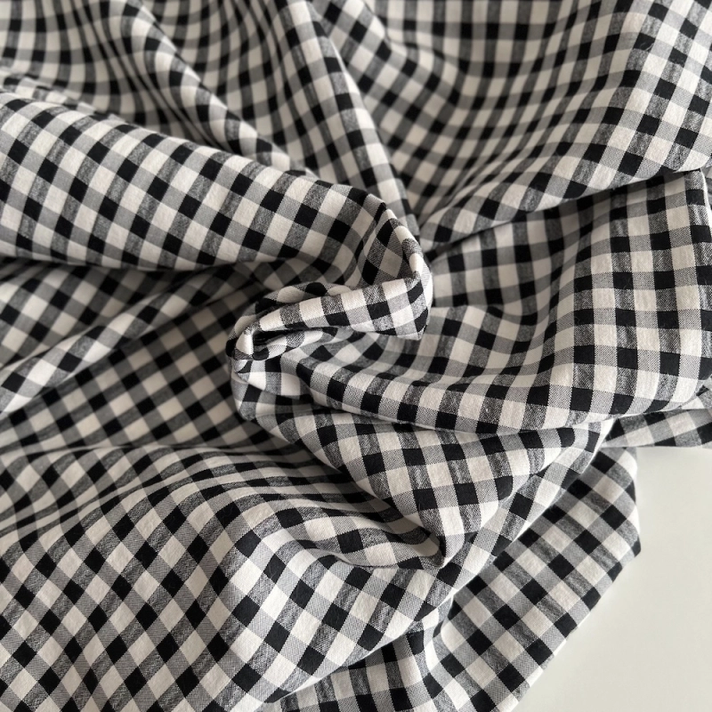 Seersucker / Coton gaufré vichy 6mm noir / lait Batikou - 1