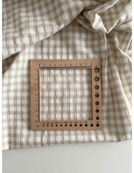 Seersucker / Coton gaufré vichy 6mm biscuit/ blanc Batikou - 5