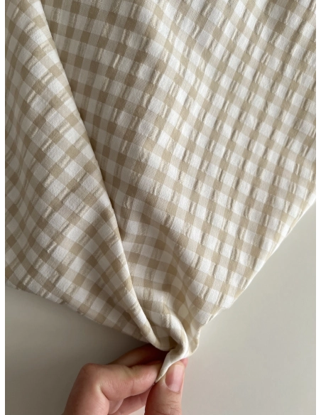 Seersucker / Coton gaufré vichy 6mm biscuit/ blanc Batikou - 7