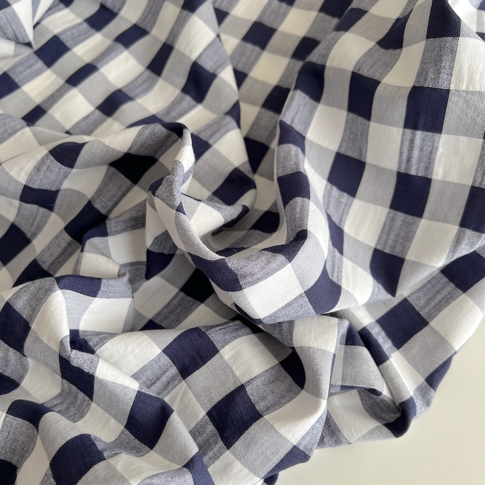 Seersucker / Coton gaufré vichy 20mm bleu marine / blanc Batikou - 1
