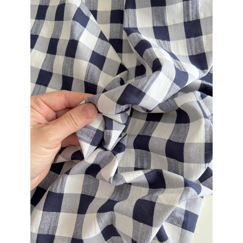 Seersucker / Coton gaufré vichy 20mm bleu marine / blanc Batikou - 2