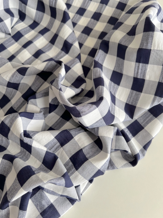 Seersucker / Coton gaufré vichy 20mm bleu marine / blanc Batikou - 7