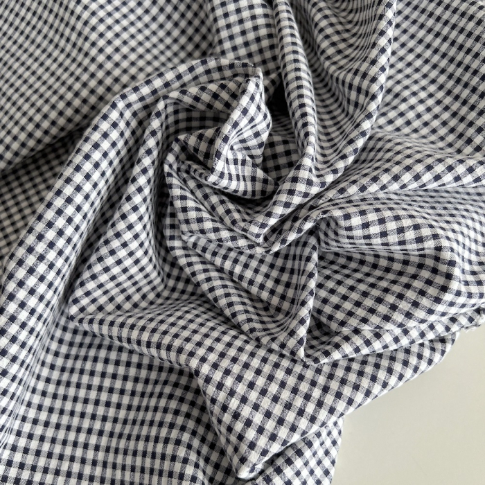 Seersucker / Coton gaufré vichy mini 3mm bleu marine / blanc Batikou - 1