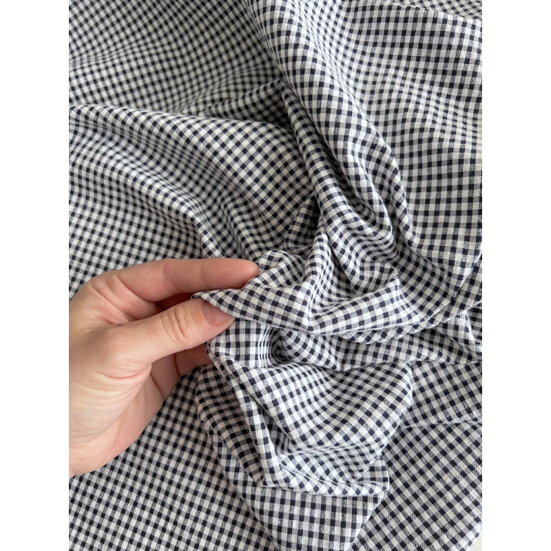 Seersucker / Coton gaufré vichy mini 3mm bleu marine / blanc Batikou - 2