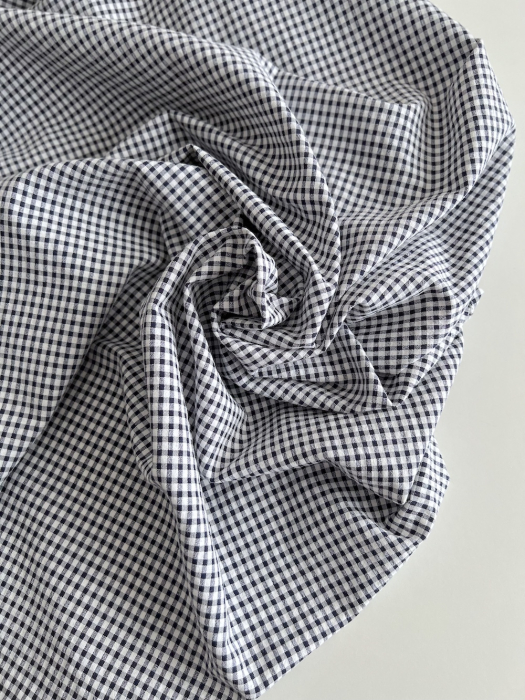 Seersucker / Coton gaufré vichy mini 3mm bleu marine / blanc Batikou - 6