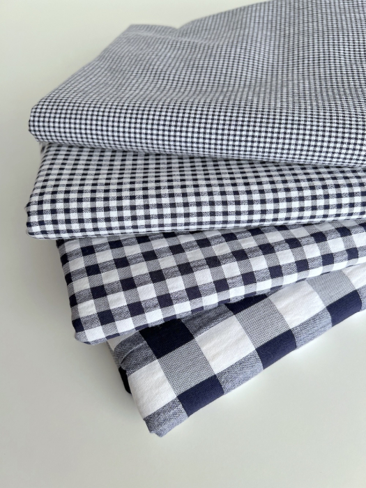 Seersucker / Coton gaufré vichy mini 3mm bleu marine / blanc Batikou - 8