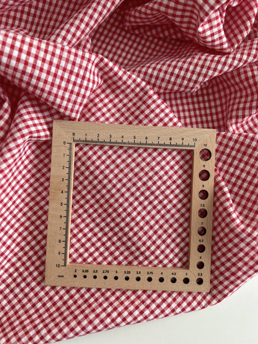 Seersucker / Coton gaufré vichy mini 3mm rouge / blanc Batikou - 3