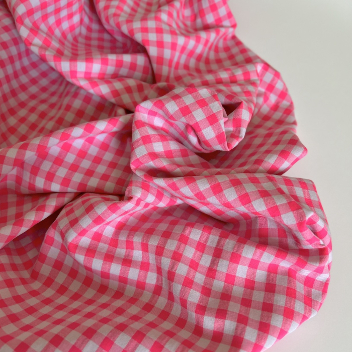 Seersucker / Coton gaufré vichy moyen 6mm rose fluo Batikou - 1