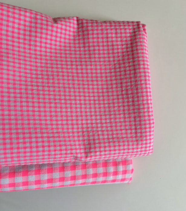 Seersucker / Coton gaufré vichy moyen 6mm rose fluo Batikou - 10