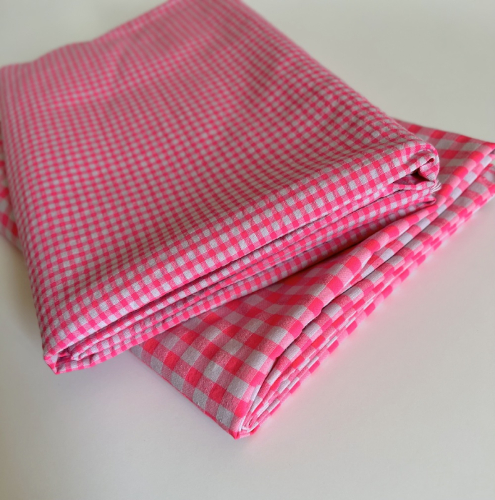 Seersucker / Coton gaufré vichy moyen 6mm rose fluo Batikou - 11