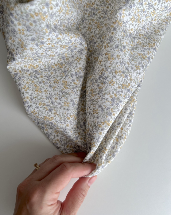 Camille - Tissu sergé / twill de coton organique imprimé fond écru Tissus issus de l'agriculture biologique  - 3