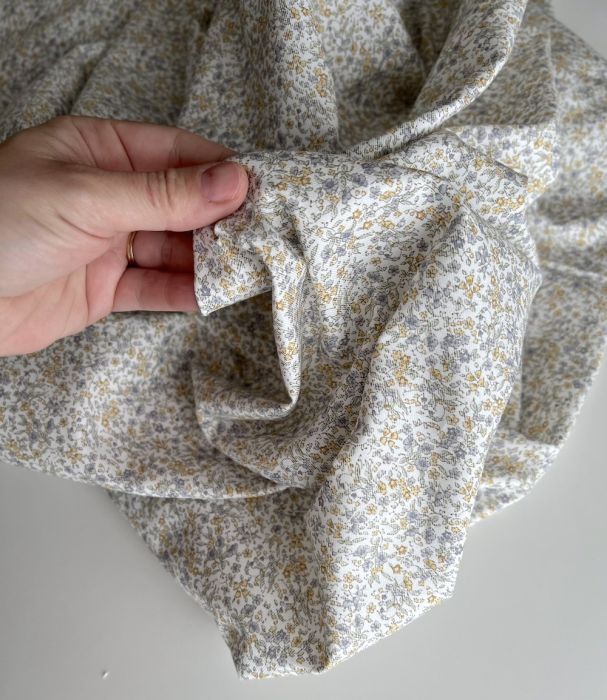 Camille - Tissu sergé / twill de coton organique imprimé fond écru Tissus issus de l'agriculture biologique  - 4