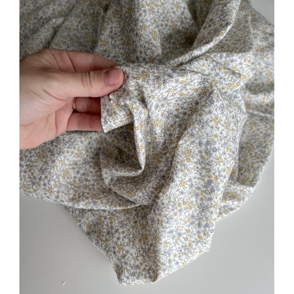 Camille - Tissu sergé / twill de coton organique imprimé fond écru Tissus issus de l'agriculture biologique  - 4