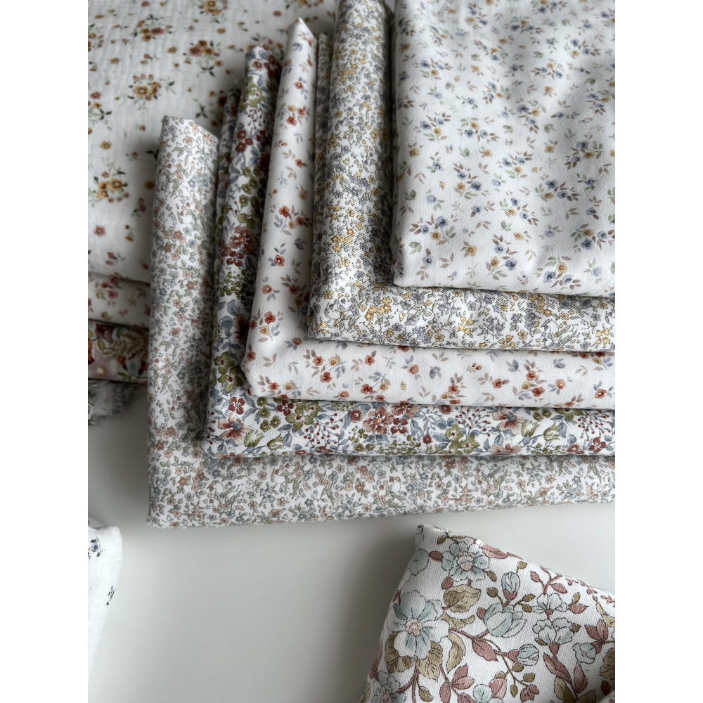 Camille - Tissu sergé / twill de coton organique imprimé fond écru Tissus issus de l'agriculture biologique  - 10