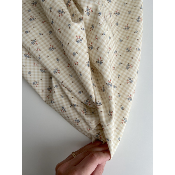 Elise - Popeline de coton BIO imprimé fleurs fanées Tissus issus de l'agriculture biologique  - 2