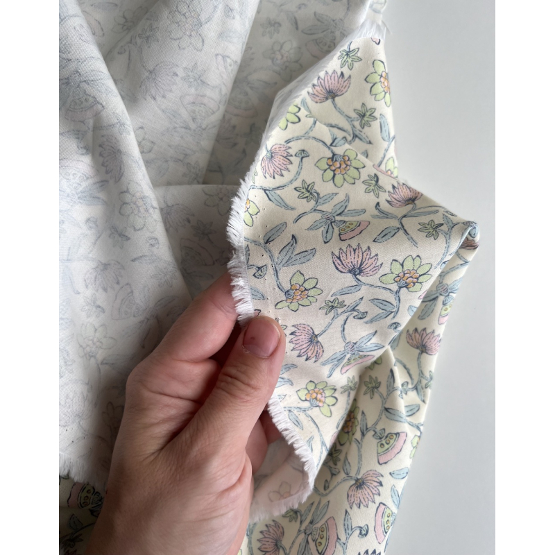 India - Popeline de coton BIO imprimé fleurs indiennes Tissus issus de l'agriculture biologique  - 3