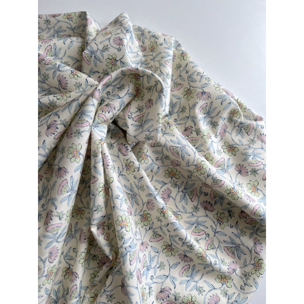 India - Popeline de coton BIO imprimé fleurs indiennes Tissus issus de l'agriculture biologique  - 5