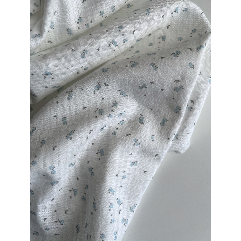 Seersucker / Coton gaufré doux motif fleuri bleu ciel Batikou - 4