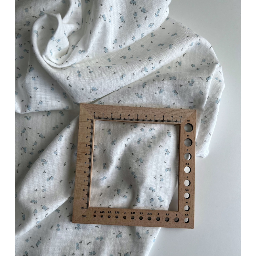 Seersucker / Coton gaufré doux motif fleuri bleu ciel Batikou - 6