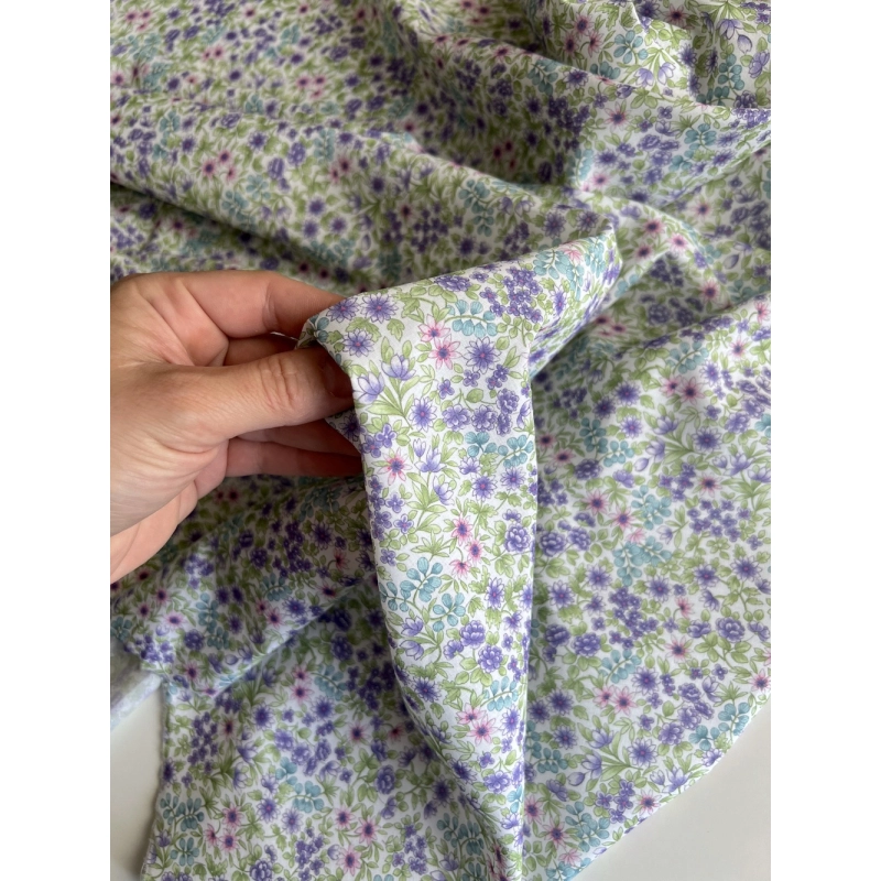 Rita - Batiste de coton bio SILKYNE à imprimé fleuri bleu et vert Tissus issus de l'agriculture biologique  - 2