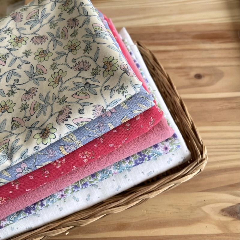 Rita - Batiste de coton bio SILKYNE à imprimé fleuri bleu et vert Tissus issus de l'agriculture biologique  - 10