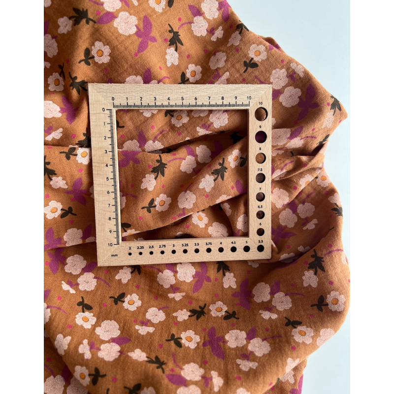 Olivia - Double gaze de coton coloris fond écureuil imprimé fleuri Tissus issus de l'agriculture biologique  - 2