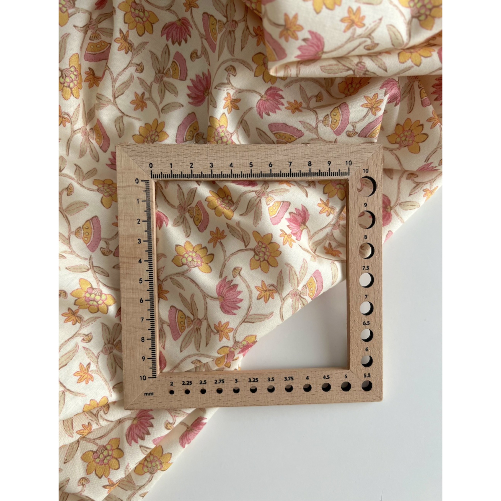 India - Popeline de coton BIO imprimé fleurs indiennes fond écru Tissus issus de l'agriculture biologique  - 6