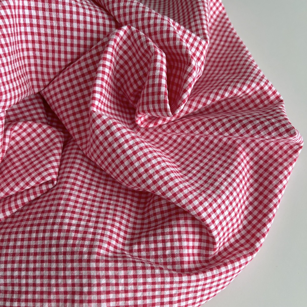 Seersucker / Coton gaufré vichy mini 3mm framboise / blanc Batikou - 1