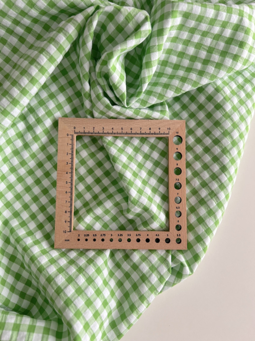 Seersucker / Coton gaufré vichy 6mm vert lime / blanc Batikou - 8