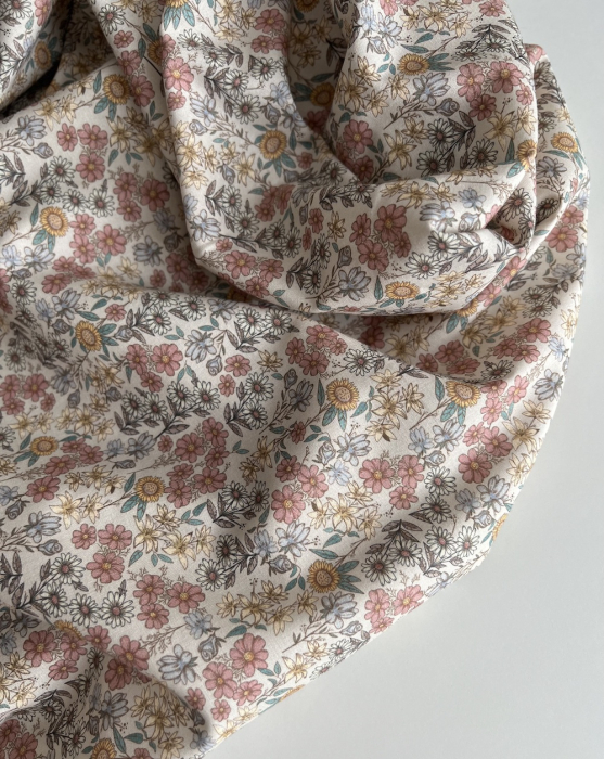 Juliette - Popeline de coton douce BIO imprimé fleurs fanées Tissus issus de l'agriculture biologique  - 4