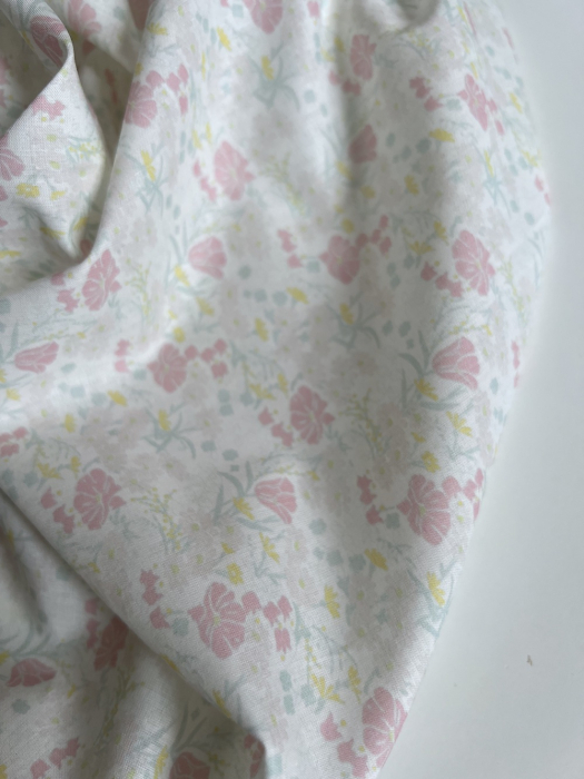Enora - Batiste de coton bio SILKYNE à imprimé fleuri pastel Tissus issus de l'agriculture biologique  - 5