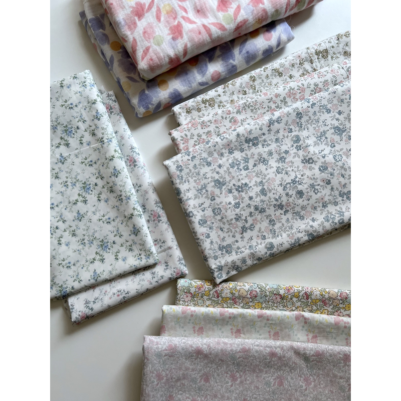 Pippa - Batiste de coton bio SILKYNE à imprimé fleuri bleu/vert Tissus issus de l'agriculture biologique  - 10