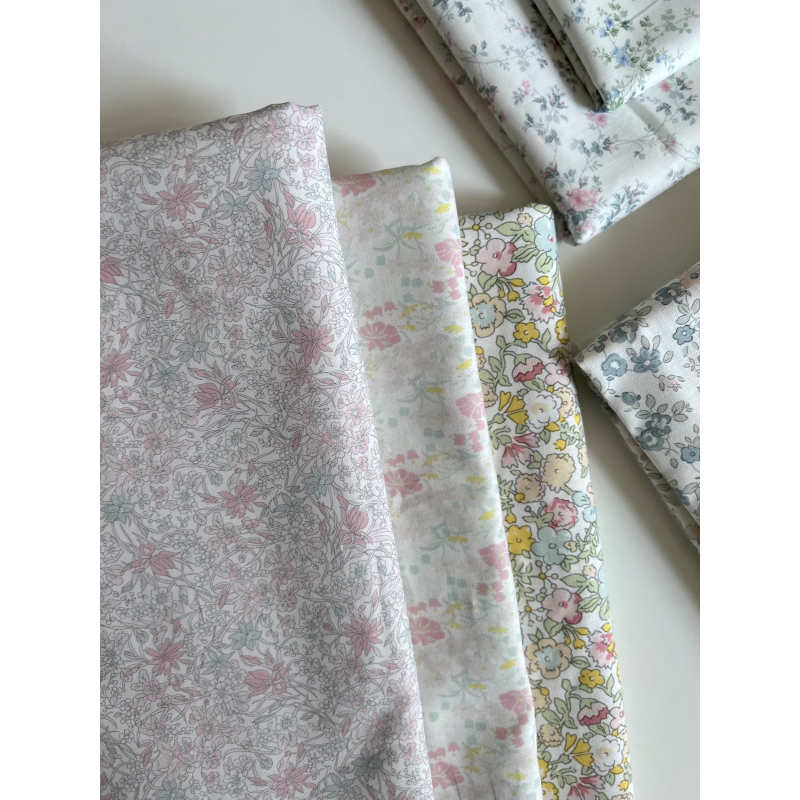 Pippa - Batiste de coton bio SILKYNE à imprimé fleuri rose /vert sauge Tissus issus de l'agriculture biologique  - 10