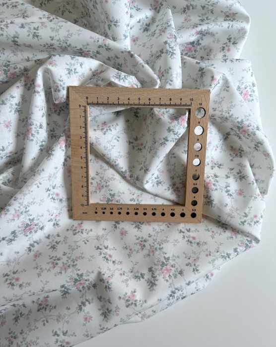 Pippa - Batiste de coton bio SILKYNE à imprimé fleuri rose /vert sauge Tissus issus de l'agriculture biologique  - 7