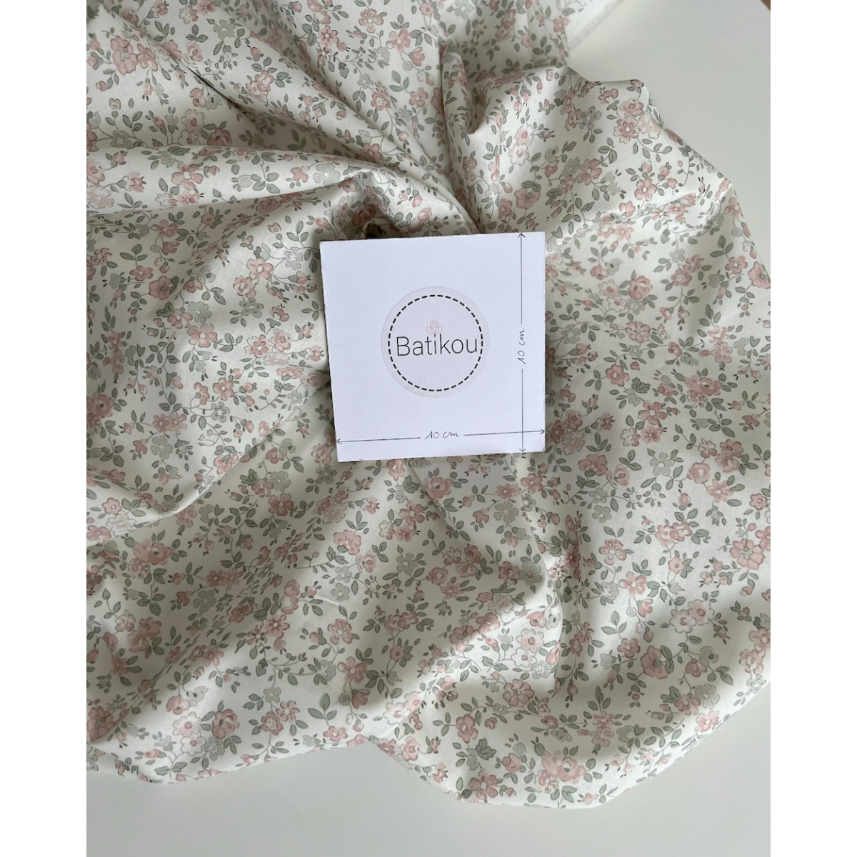 June - Popeline de coton douce BIO imprimé fleuri vert sauge et rose Tissus issus de l'agriculture biologique  - 6