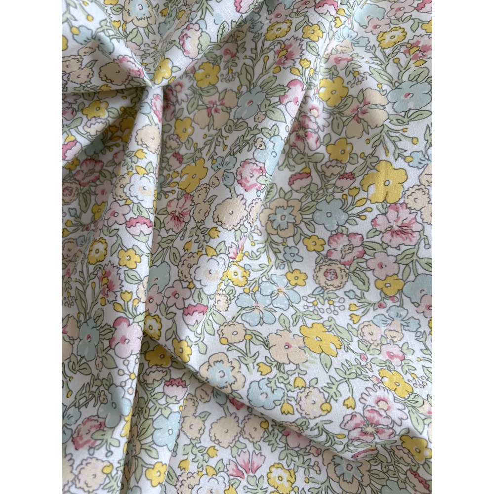 Ophelie - Popeline de coton douce BIO imprimé fleuri jaune, vert, bleu Tissus issus de l'agriculture biologique  - 4