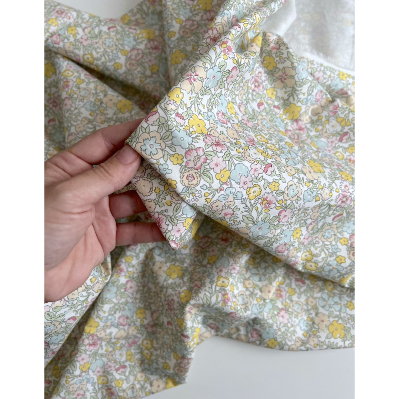Ophelie - Popeline de coton douce BIO imprimé fleuri jaune, vert, bleu Tissus issus de l'agriculture biologique  - 2
