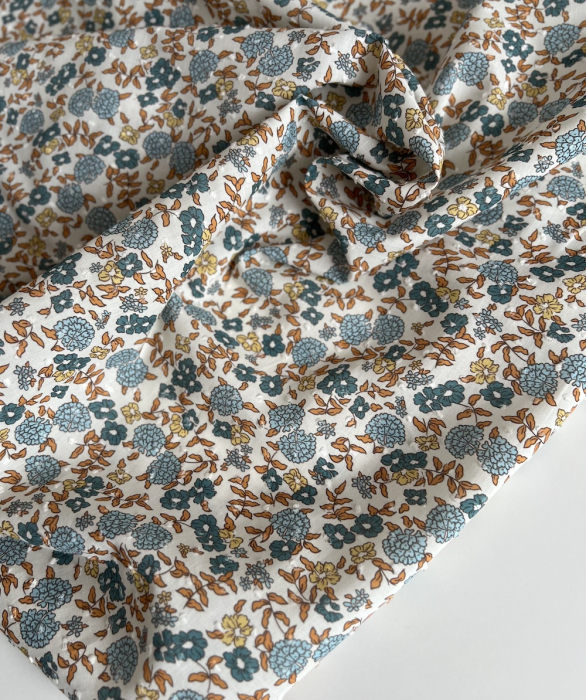 Néolie - Plumetis de coton parme imprimé fleuri cuivre et bleu Tissus issus de l'agriculture biologique  - 7