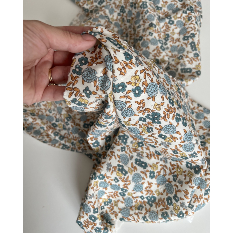 Néolie - Plumetis de coton parme imprimé fleuri cuivre et bleu Tissus issus de l'agriculture biologique  - 8