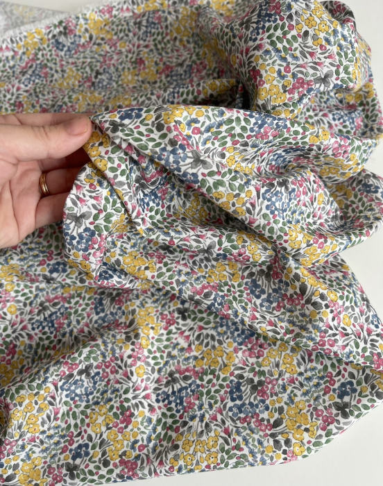 Annette - Batiste de coton SILKYNE à imprimé fleuri citronné Tissus issus de l'agriculture biologique  - 7
