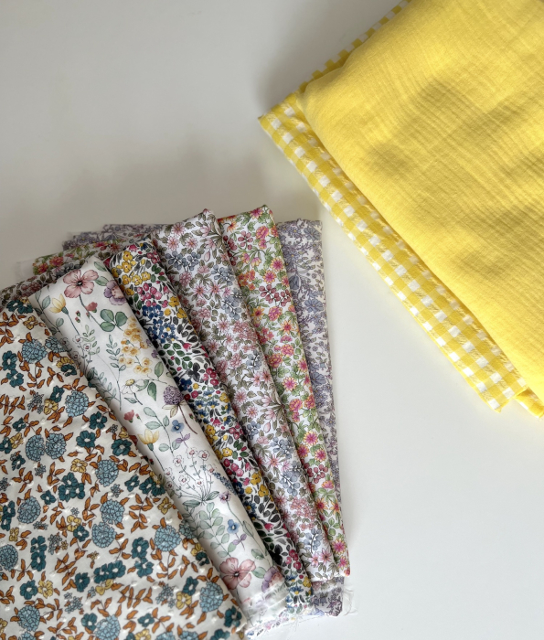 Gloria - Batiste de coton SILKYNE à imprimé fleuri vitaminé Tissus issus de l'agriculture biologique  - 3