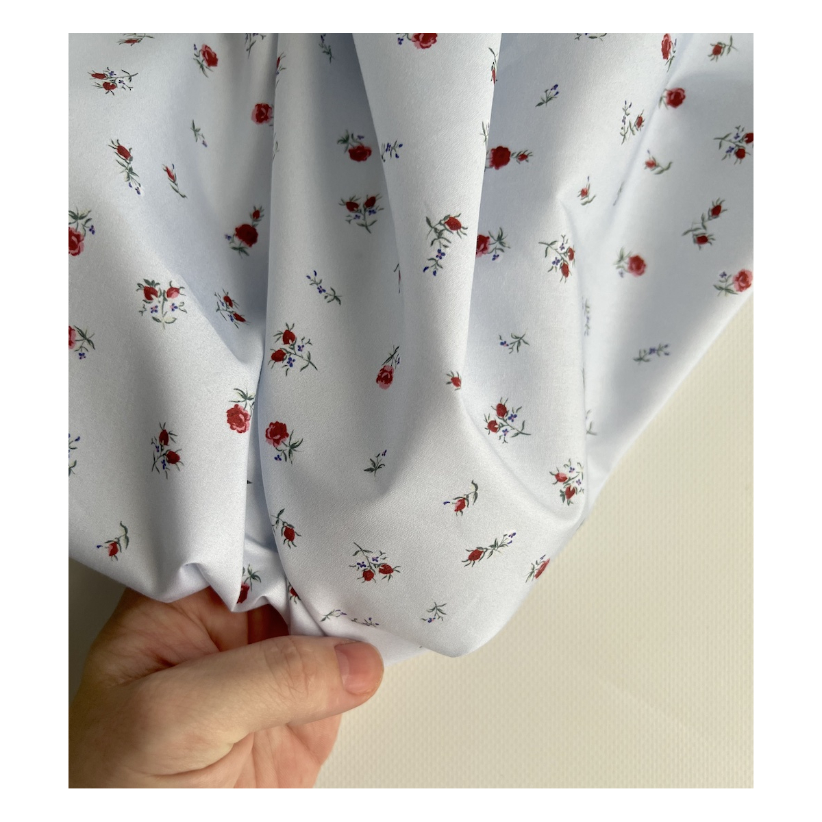 Popeline de coton classique organique fond grisé fleuri x1m Tissus issus de l'agriculture biologique  - 2