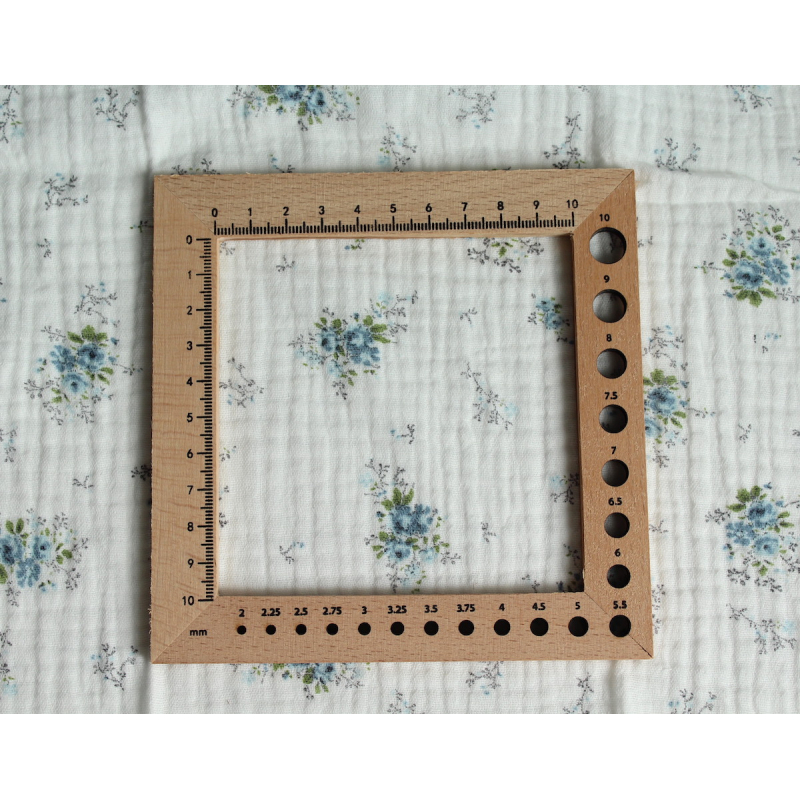 Romance - Double gaze de coton BIO blanc cassé motif exclusif bouquet romantique bleu