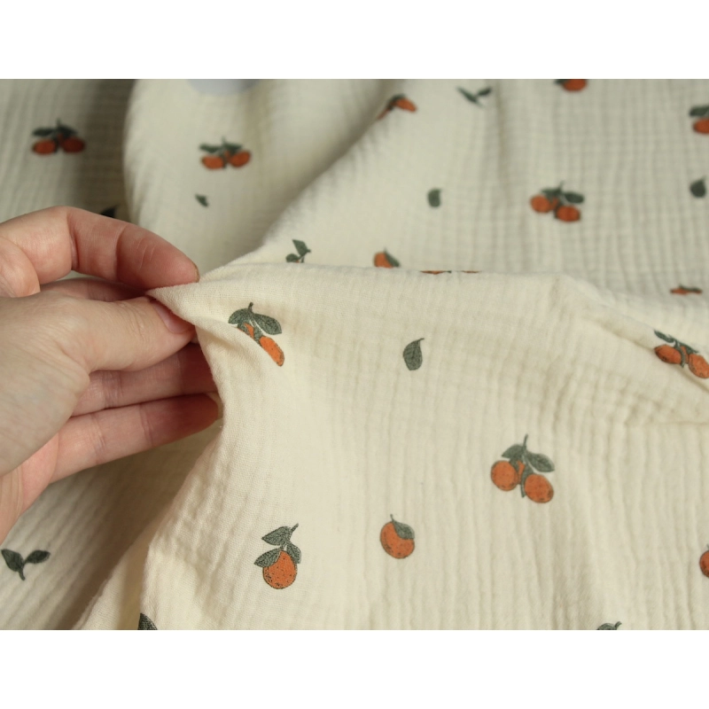 Double gaze de coton BIO écru motif exclusif oranges Tissus issus de l'agriculture biologique  - 2