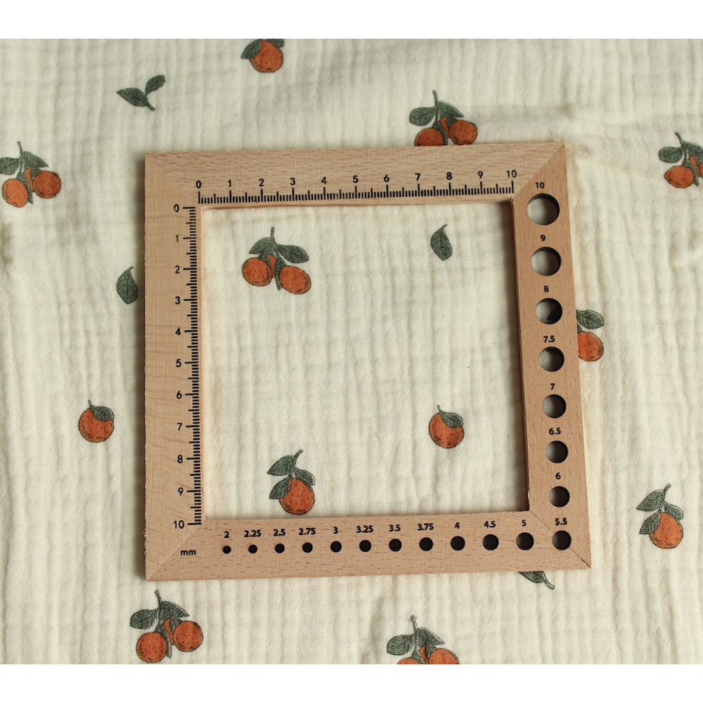 Double gaze de coton BIO écru motif exclusif oranges Tissus issus de l'agriculture biologique  - 4