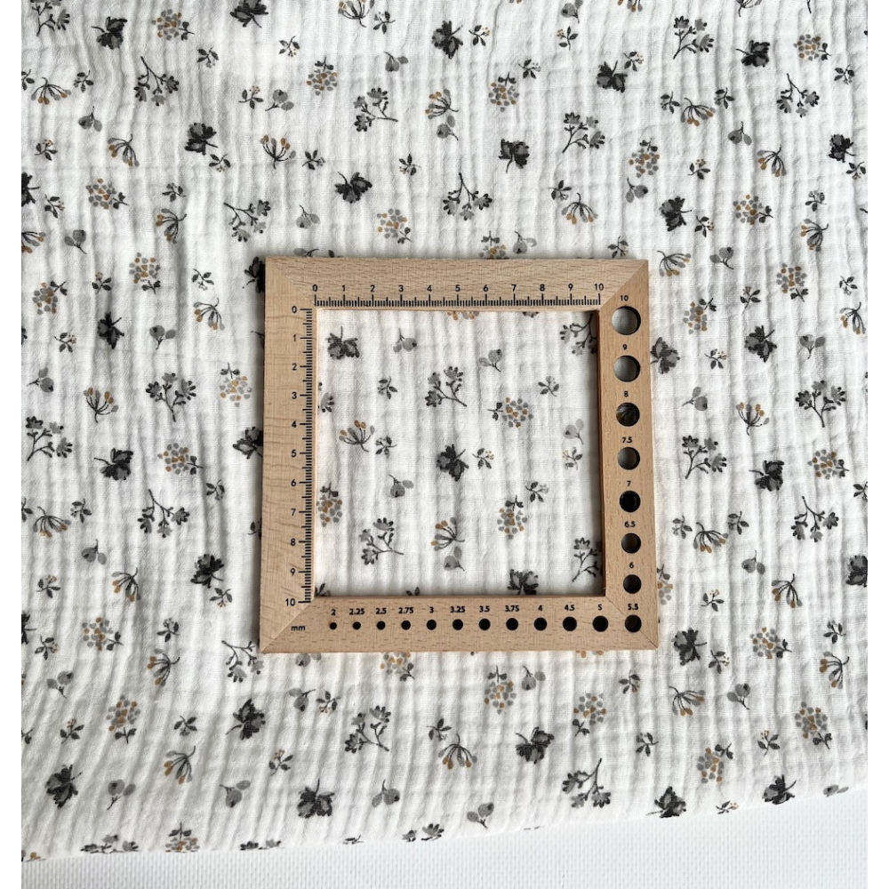 Double gaze de coton BIO blanc motif exclusif Grey Tissus issus de l'agriculture biologique  - 6