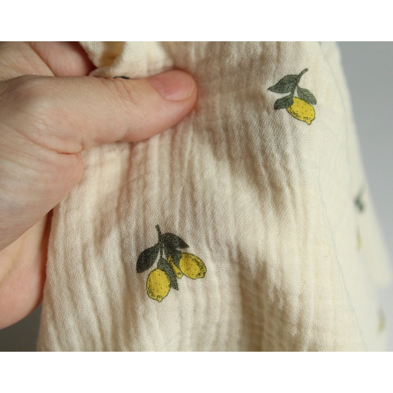 Double gaze de coton BIO écru motif exclusif citrons Tissus issus de l'agriculture biologique  - 6
