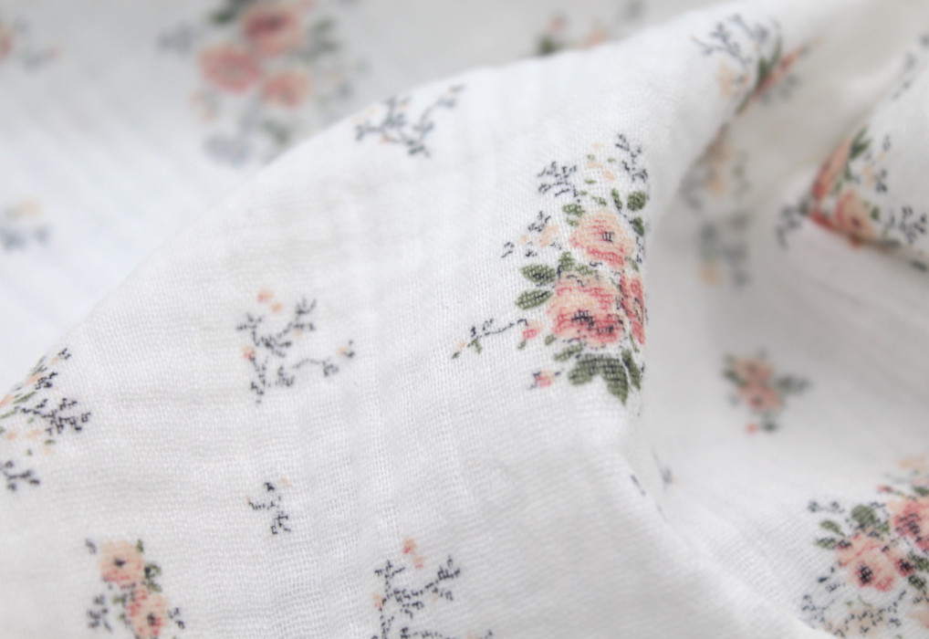 Romance - Double gaze de coton BIO motif exclusif bouquet romantique