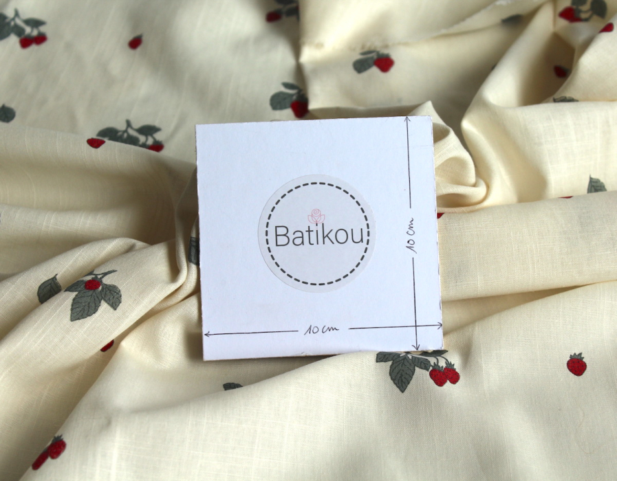 Popeline de coton BIO flamée / rustique motif exclusif fraises